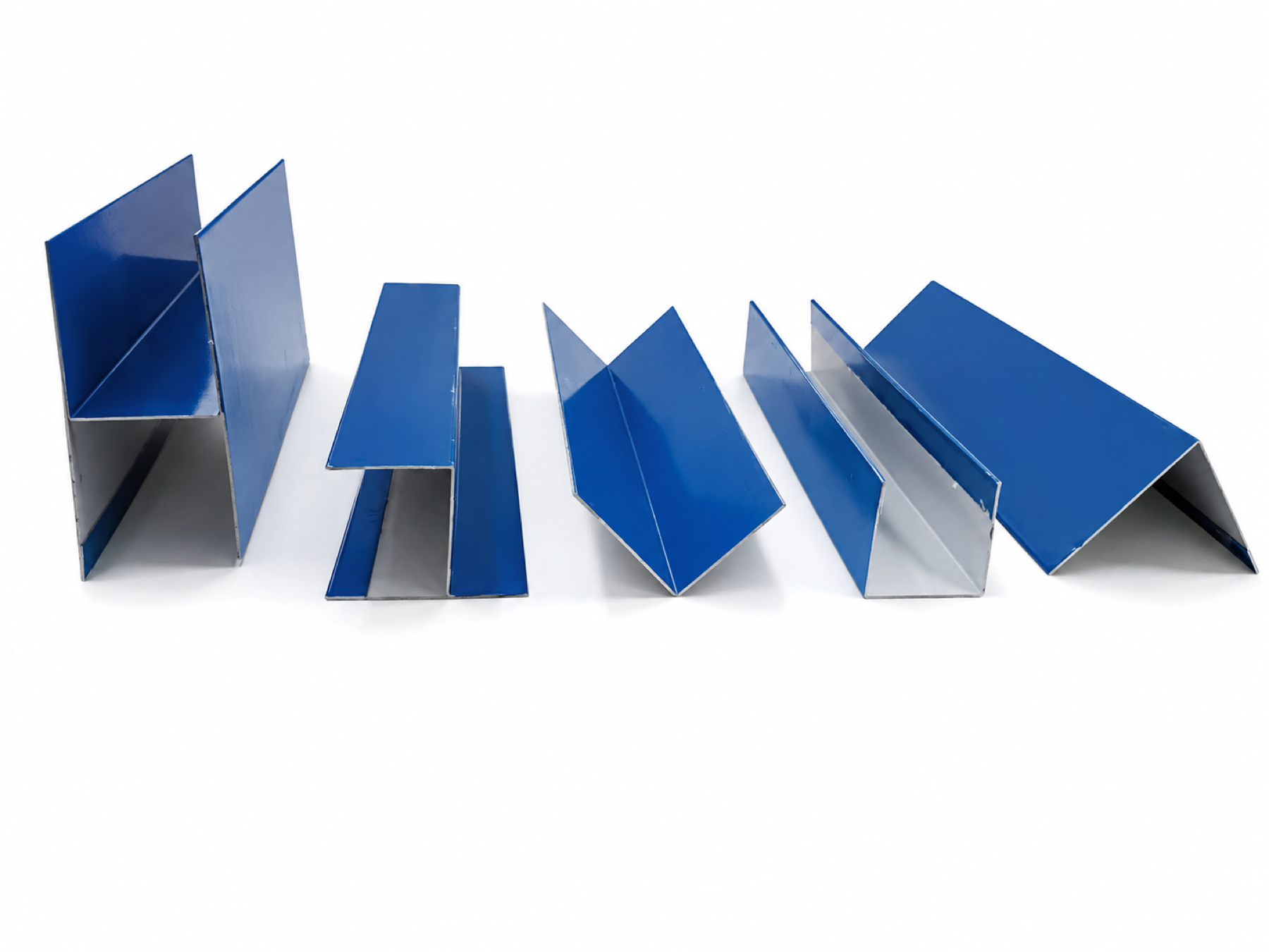 Accesorios y perfiles de Aluzinc en distintos formatos